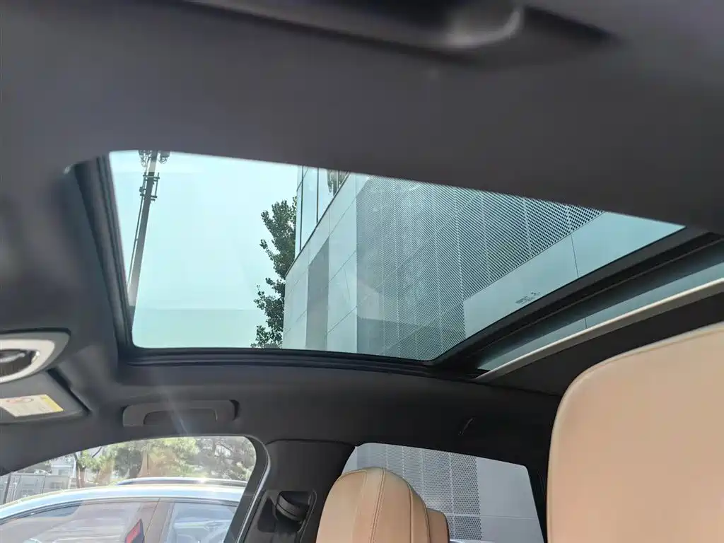 Porsche Macan 2021