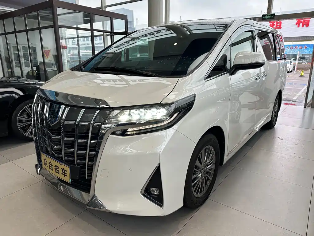 Toyota Alphard 2021 — фото 1