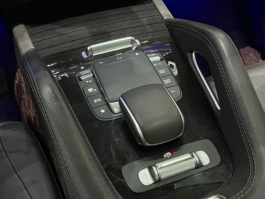 Mercedes-Benz GLE 2020 — фото 19