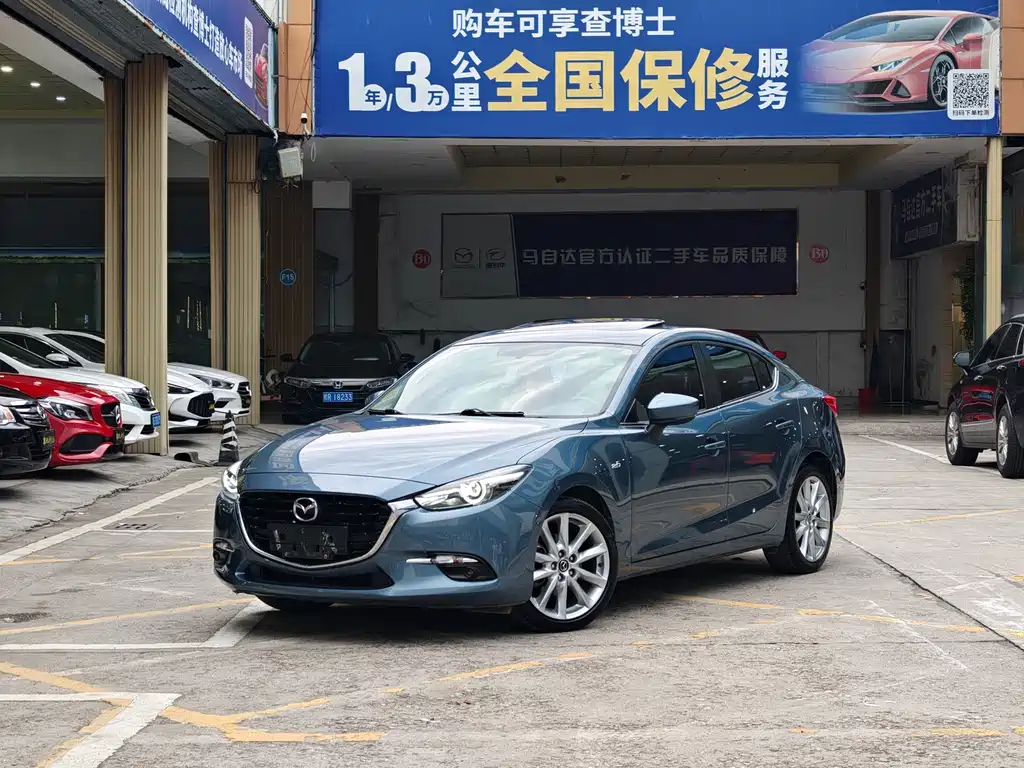 Mazda 3 Axela 2018 — фото 1