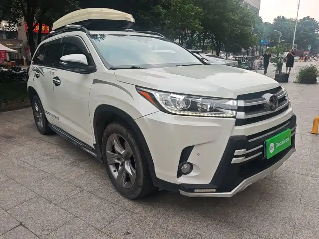 Toyota Highlander 2018 — фото 4