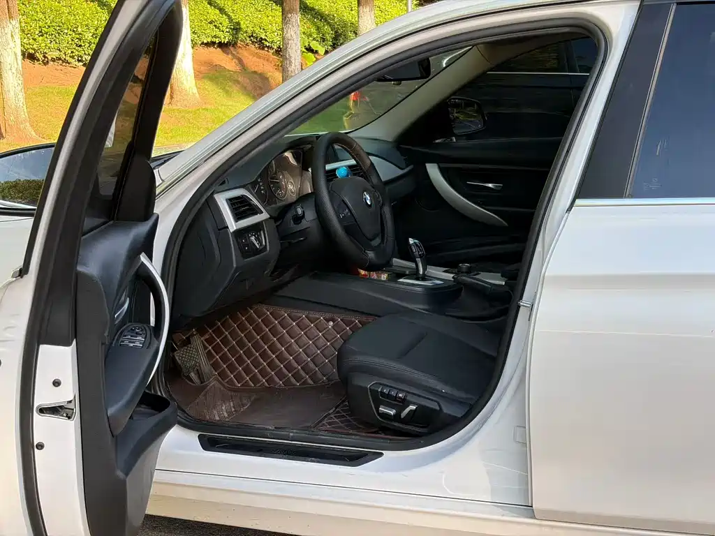 BMW 3 Series 2016