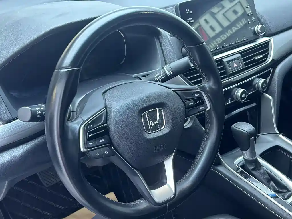 Honda Inspire 2021 — фото 16