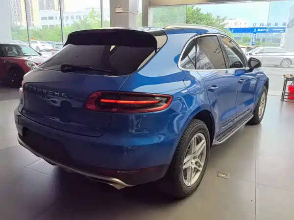 Porsche Macan 2016