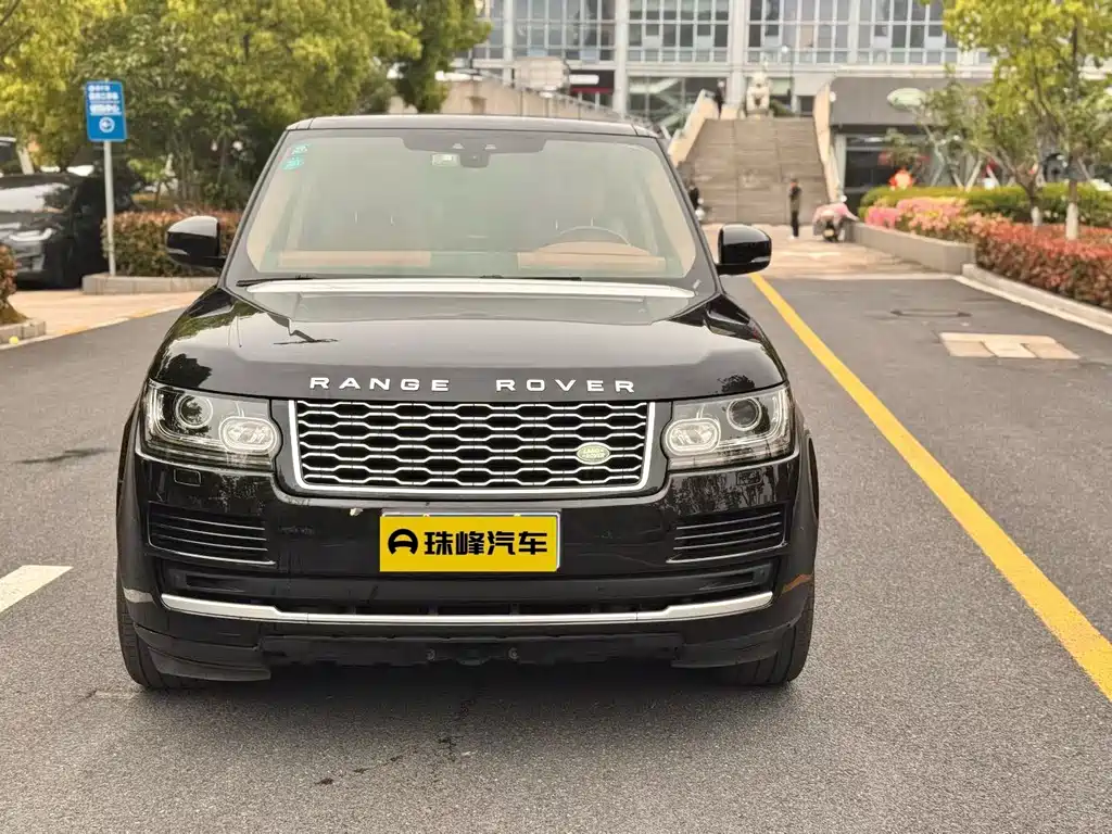 Land Rover Range Rover 2018 — фото 12
