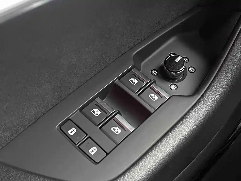 Audi A6L 2019 — фото 26