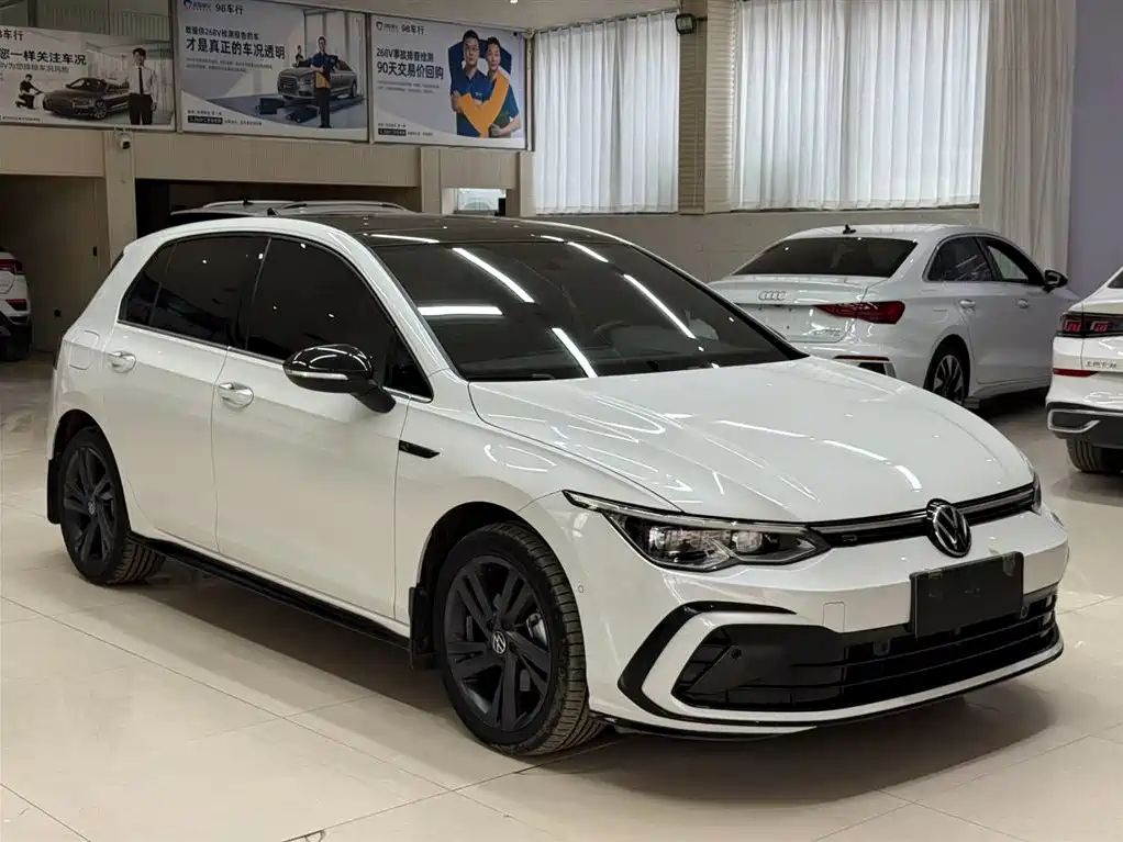 Volkswagen Golf 2023