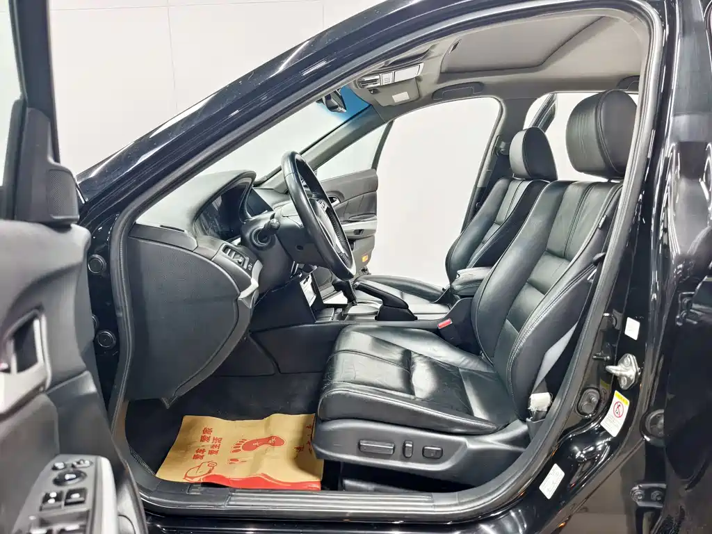 Honda Crosstour 2013 — фото 11