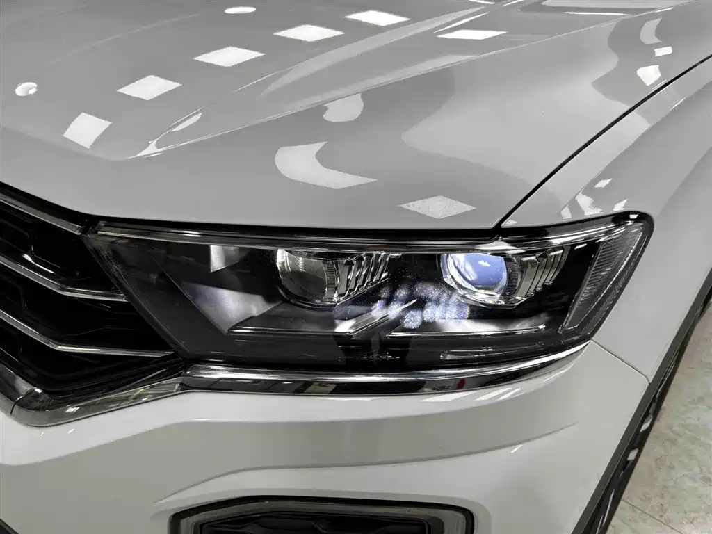Volkswagen T-Roc 2022 — фото 18