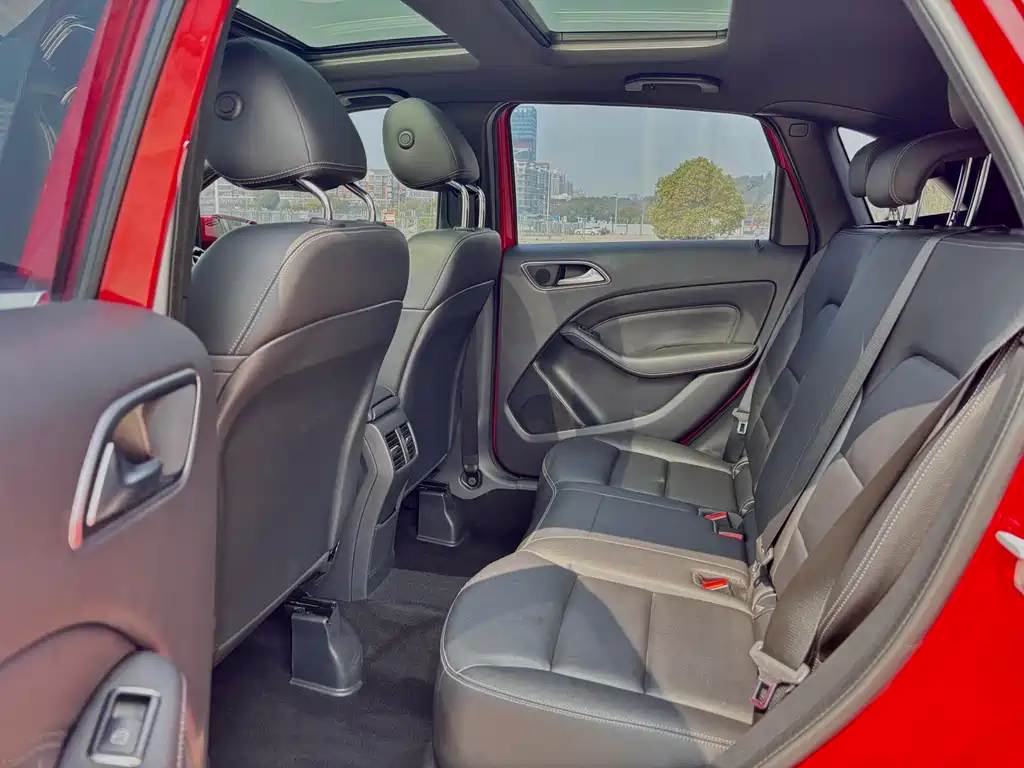 Mercedes-Benz B-Class 2018 — фото 10