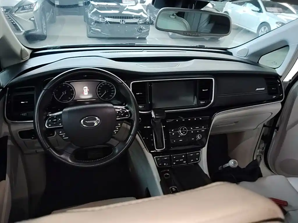 GAC Motor Trumpchi M8 2018 — фото 10