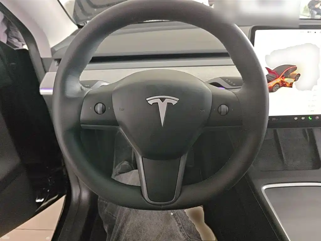 Tesla Model Y 2023 — фото 11