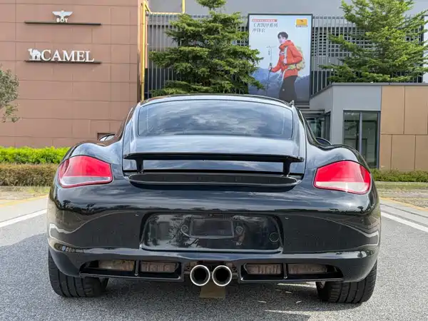 Porsche Cayman 2012