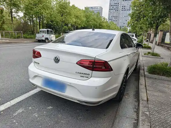 Volkswagen Lamando 2021