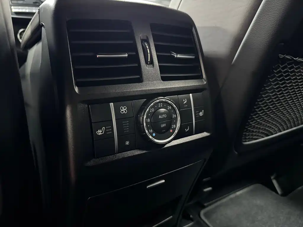 Mercedes-Benz GLE AMG 2016 — фото 43