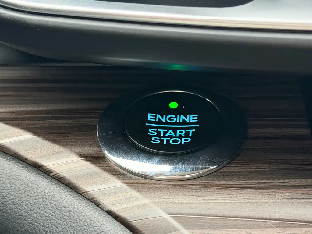 Ford Explorer 2021 — фото 25