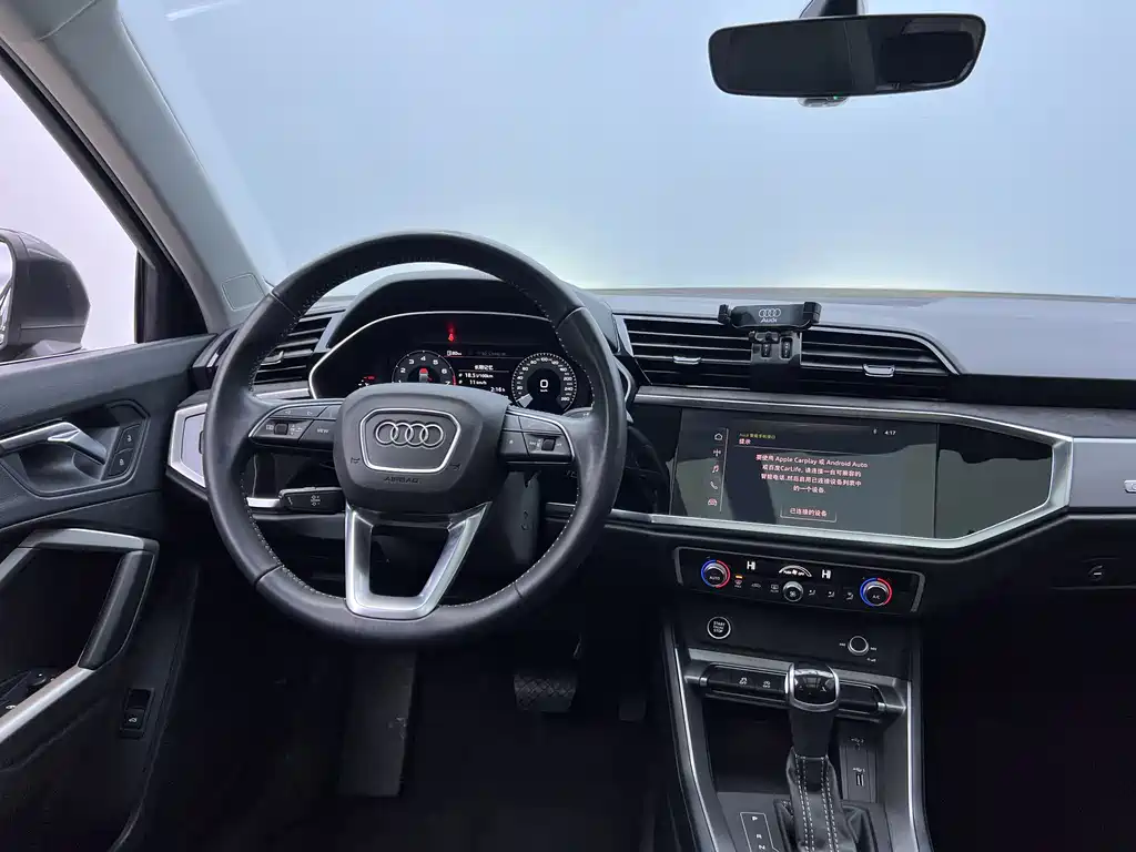 Audi Q3 2022 — фото 9