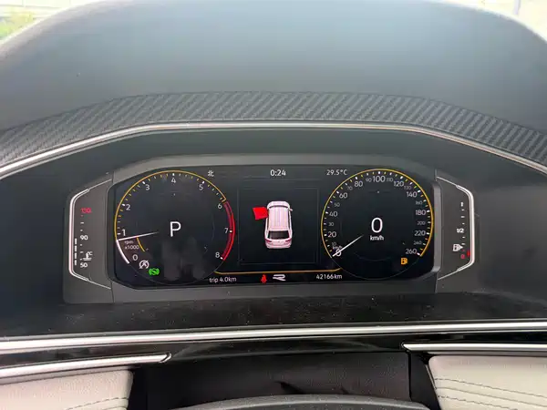 Volkswagen Tiguan L 2024