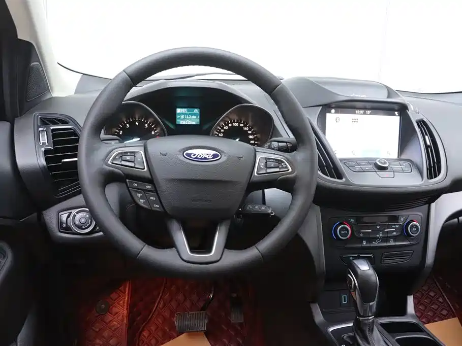 Ford Kuga 2021 — фото 28