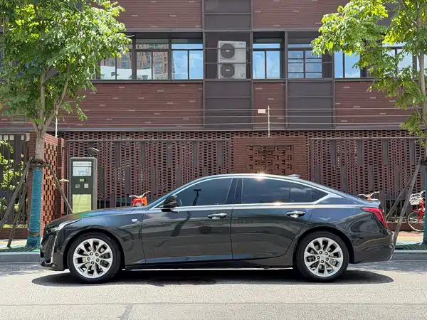 Cadillac CT5 2022