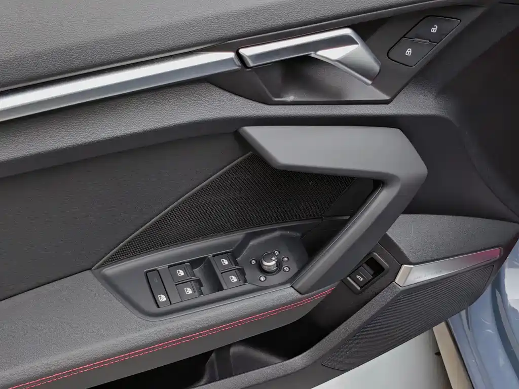 Audi A3 2022 — фото 14