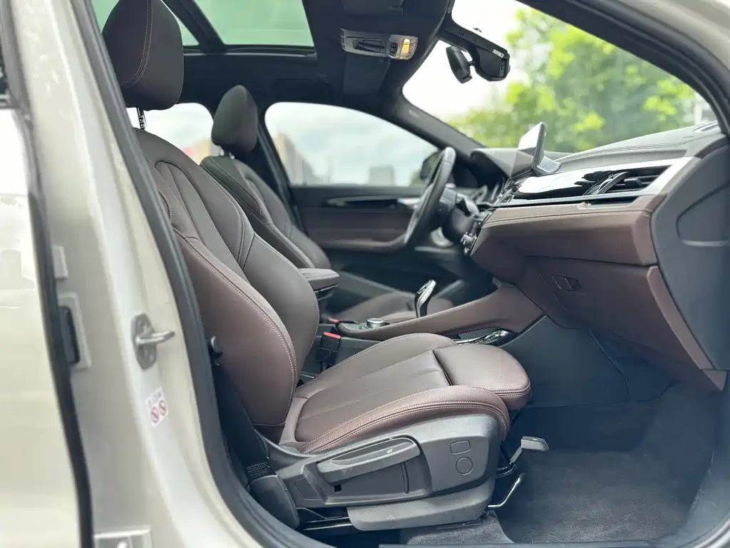 BMW X2 2021 — фото 16