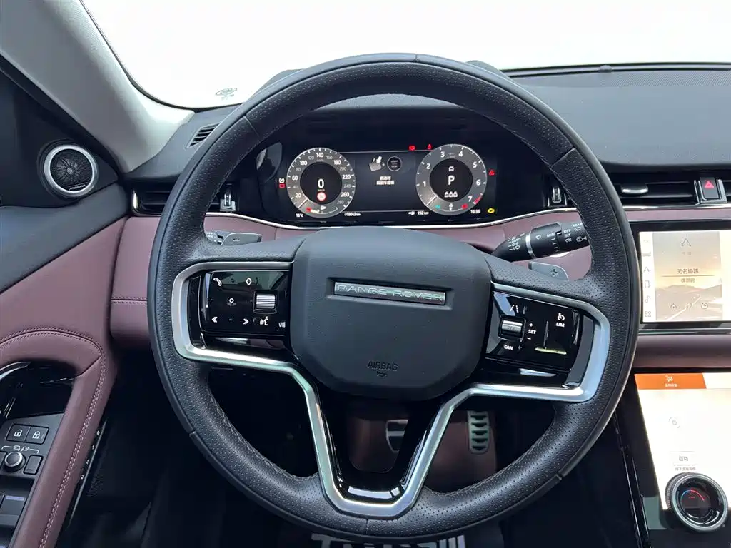 Land Rover Evoque 2024 — фото 24
