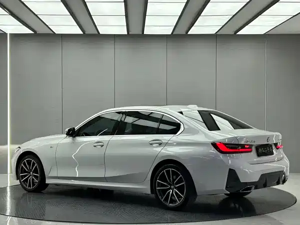 BMW 3 Series 2023