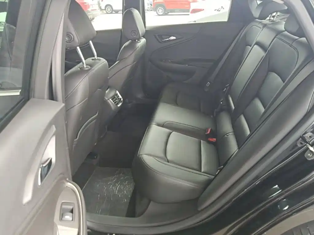 Chevrolet Malibu XL 2022 — фото 17