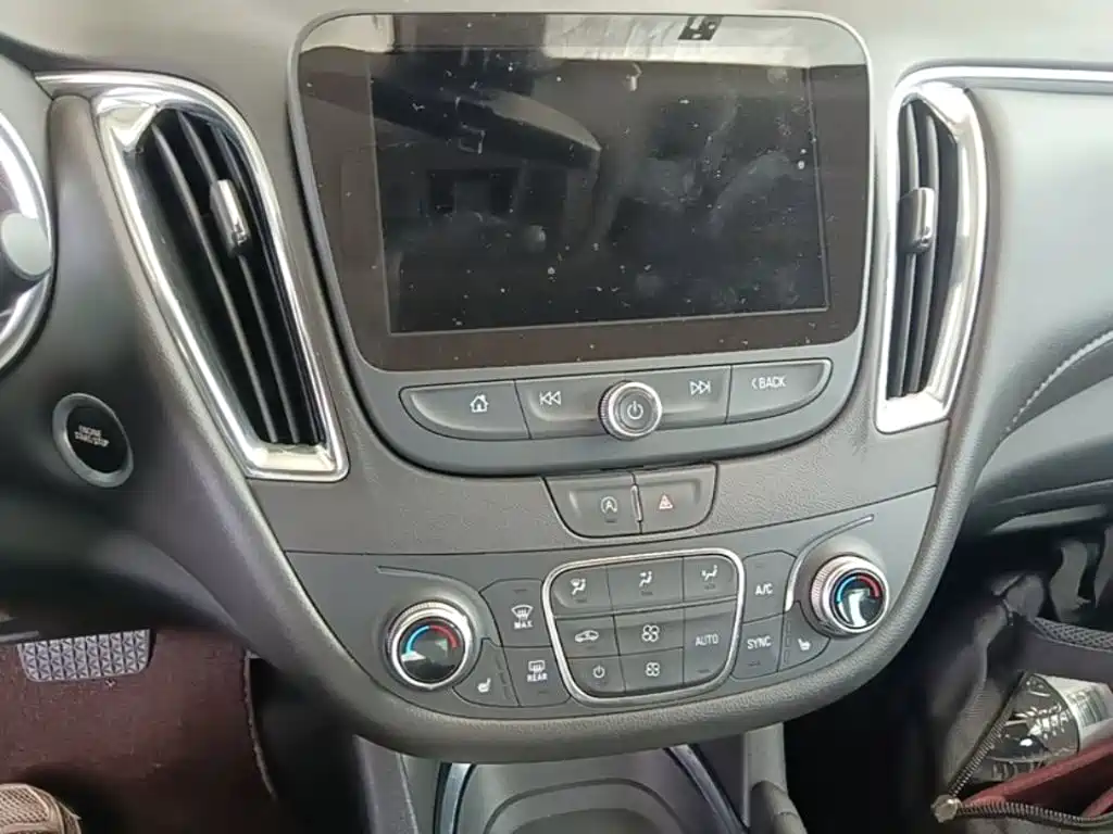 Chevrolet Malibu XL 2022 — фото 13