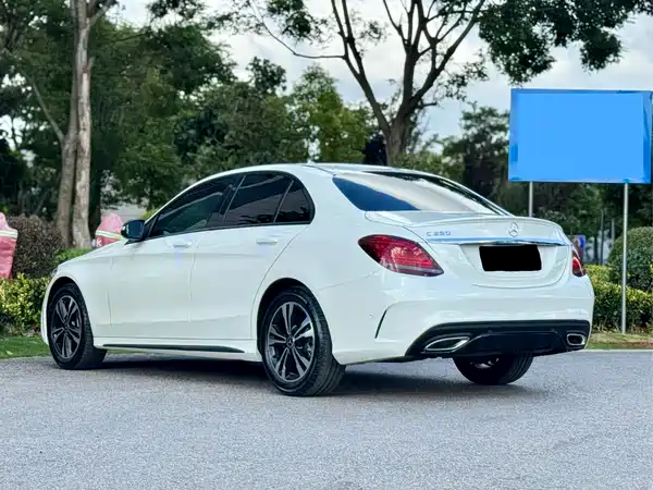 Mercedes-Benz C-Class 2019