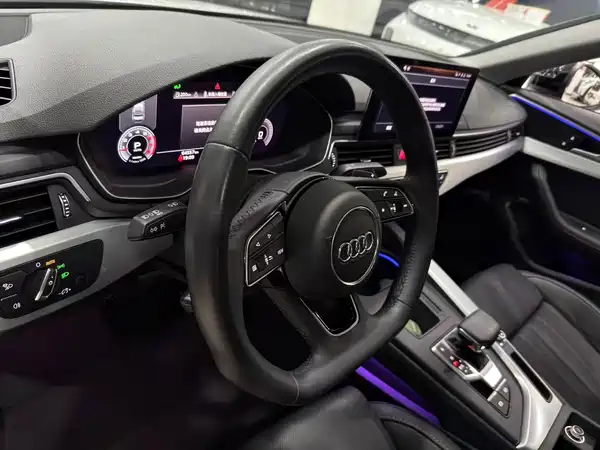 Audi A4L 2023