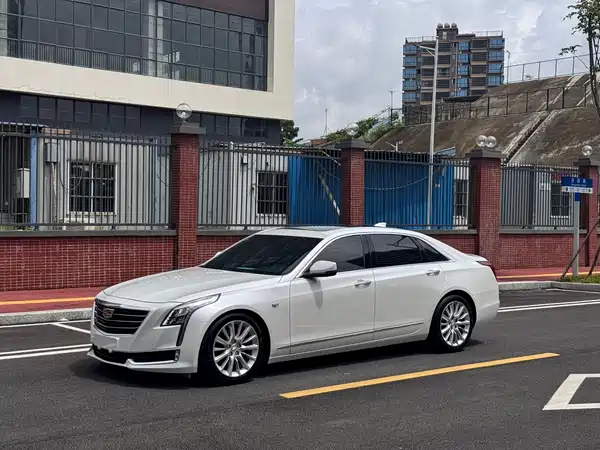 Cadillac CT6 2018