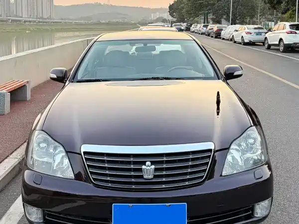 Toyota Crown 2006