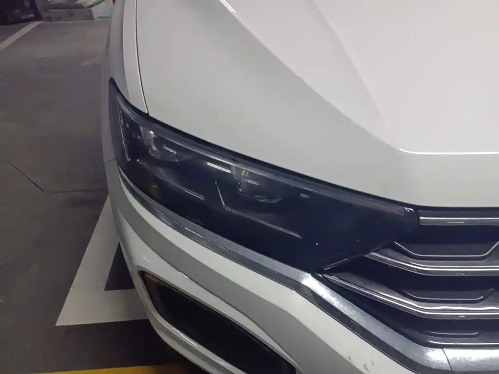 Volkswagen T-Roc 2021