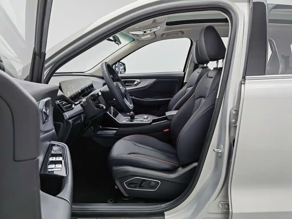 BAIC X7 2021 — фото 10