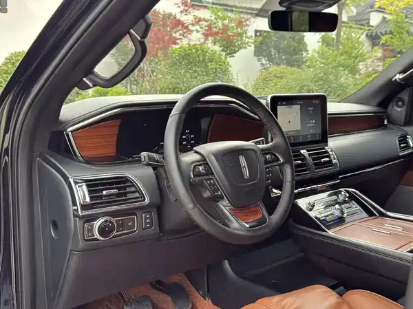 Lincoln Navigator 2019