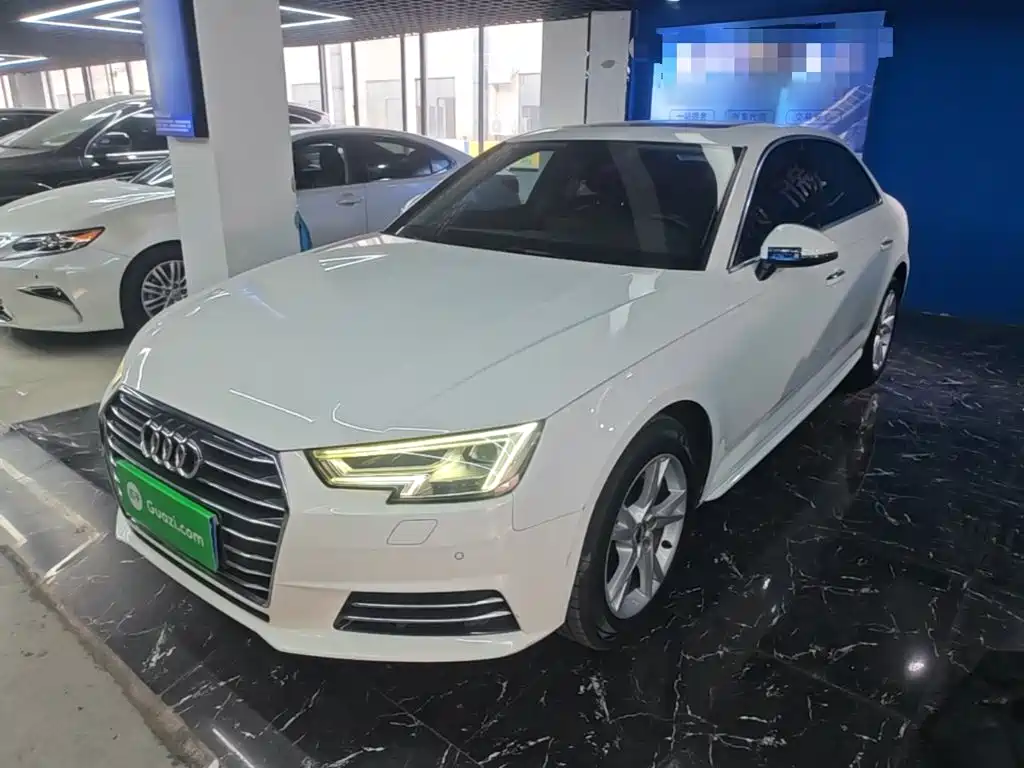 Audi A4L 2018