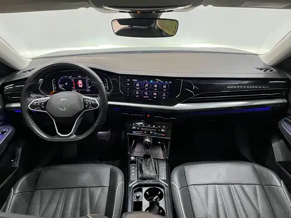Volkswagen Passat 2023