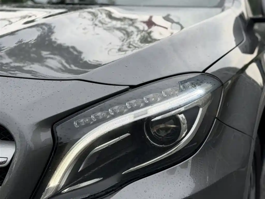 Mercedes-Benz GLA 2016