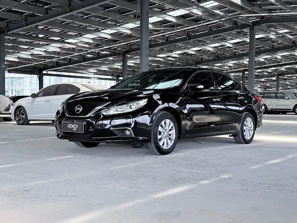 Nissan Teana 2017 — фото 1