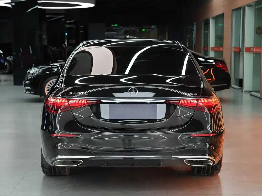 Mercedes-Benz S-Class 2021