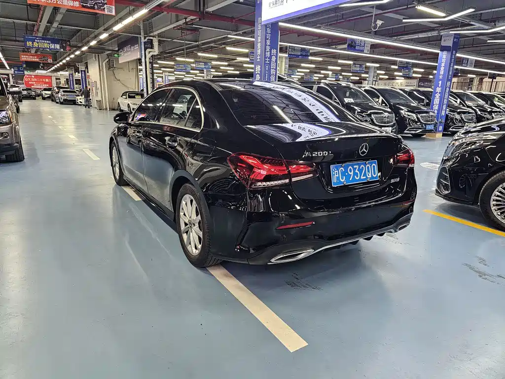 Mercedes-Benz A-Class 2022 — фото 7