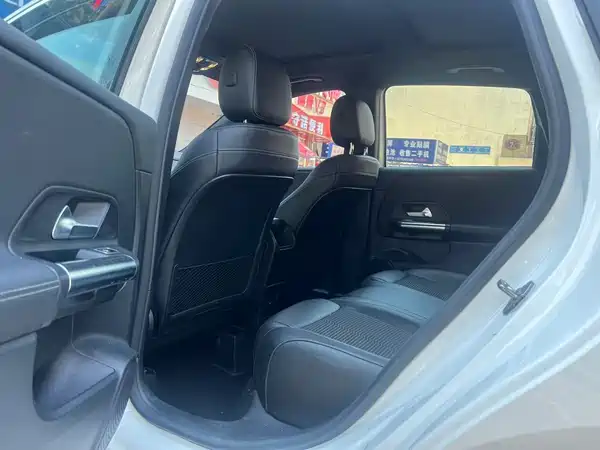 Mercedes-Benz B-Class 2021