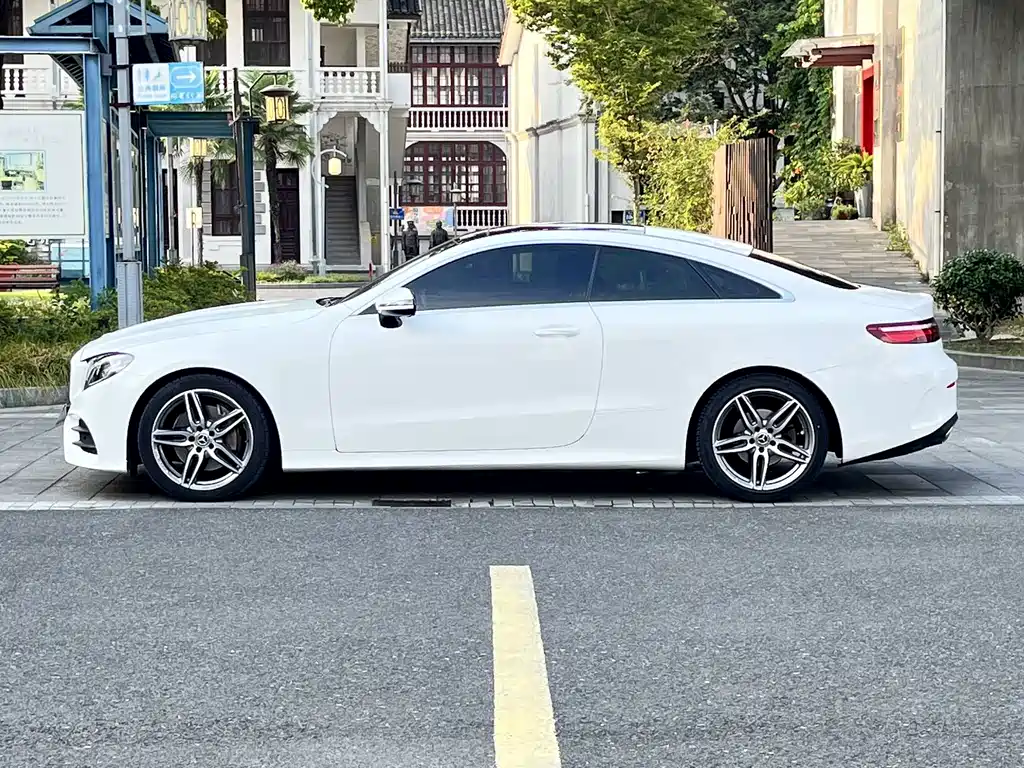 Mercedes-Benz E-Class 2018