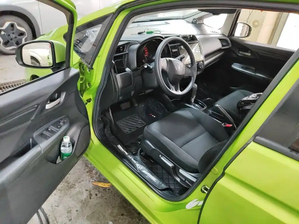 Honda Fit 2018 — фото 16