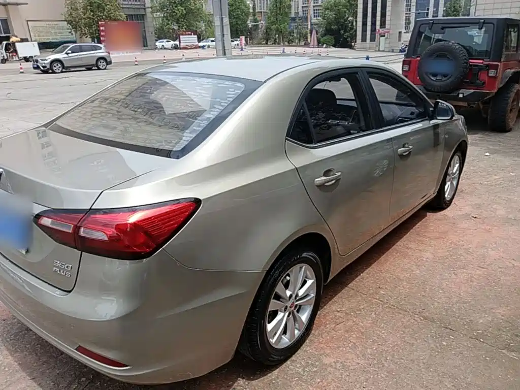 Roewe 360 2018