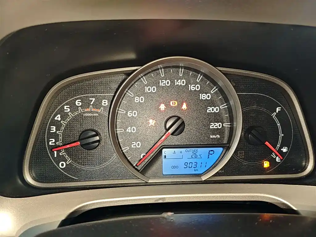 Toyota RAV4 2016 — фото 12