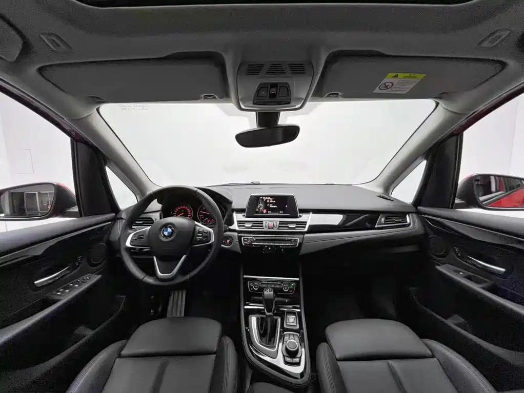 BMW 2 Series Station Wagon 2016 — фото 13