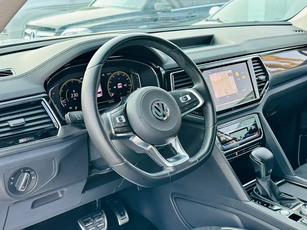 Volkswagen Teramont 2020 — фото 10